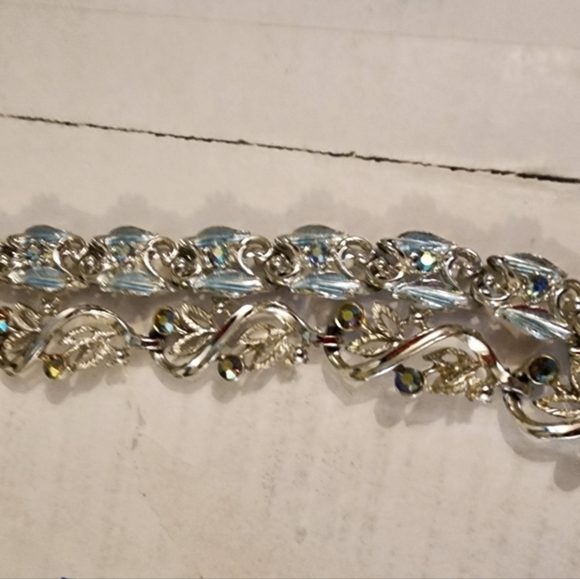 Vintage Aurora Borealis bracelets - Picture 9 of 16